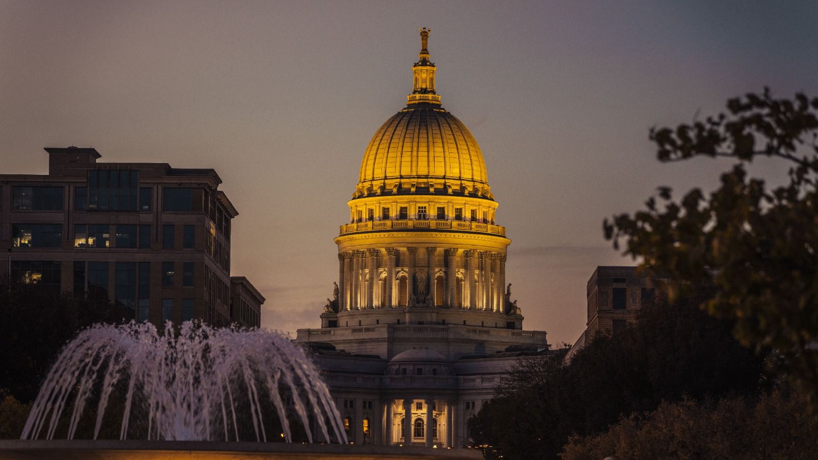 Science on the Square × Madison Night Market image